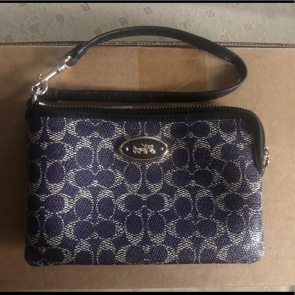 L-Zip Wristlet Coated Canvas... used
